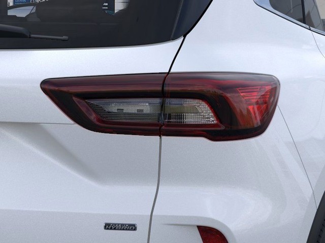 Ford Escape Plug-In Hybrid Vehicle Full-screen Gallery Image 21