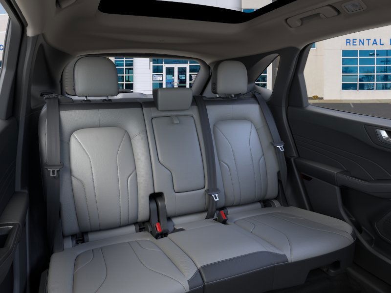 Ford Escape Vehicle Full-screen Gallery Image 11