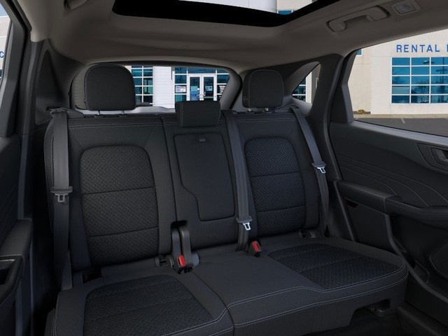 Ford Escape Vehicle Full-screen Gallery Image 11