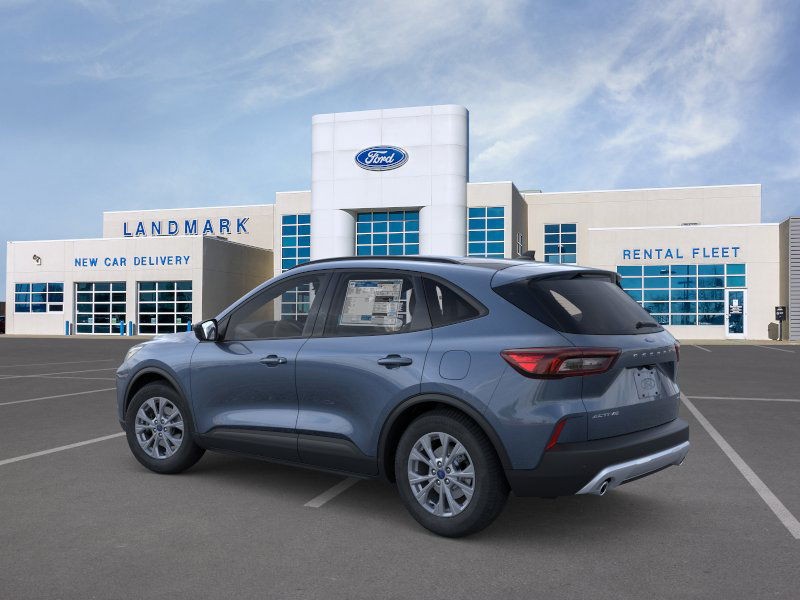 Ford Escape Vehicle Full-screen Gallery Image 4