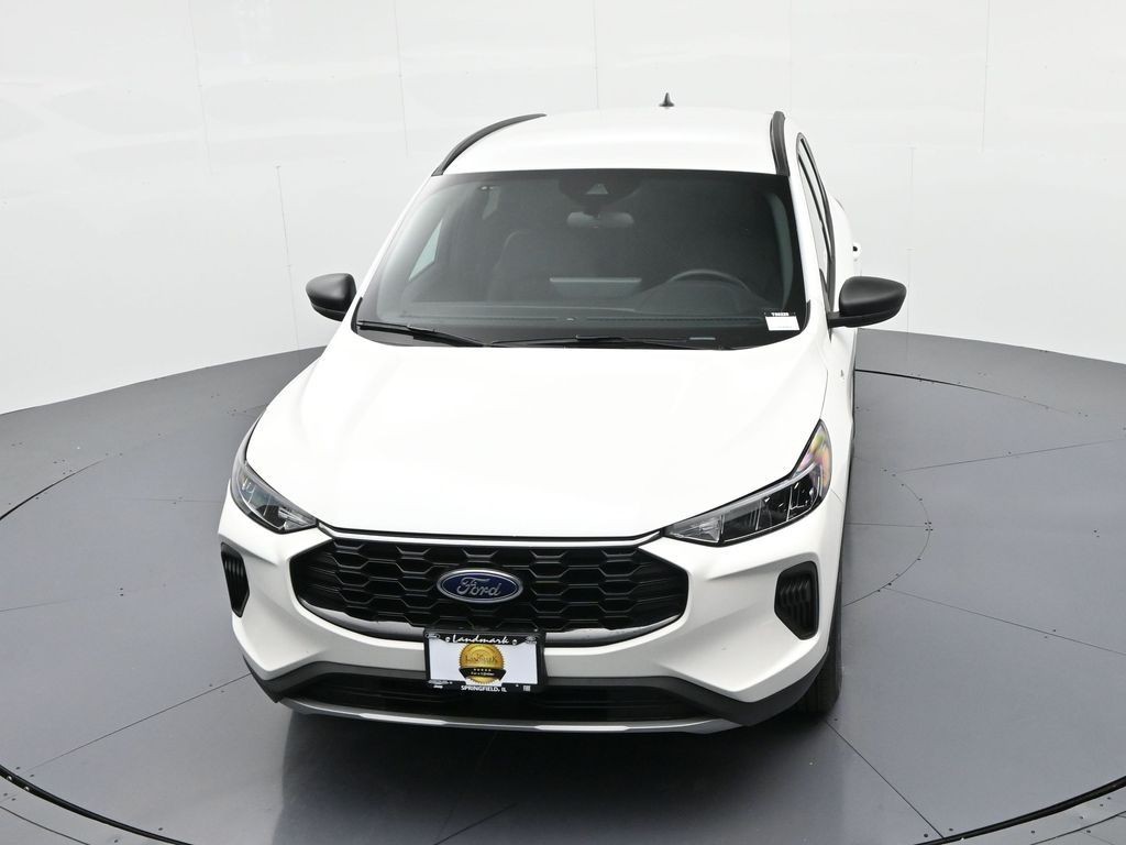 Ford Escape Vehicle Full-screen Gallery Image 18