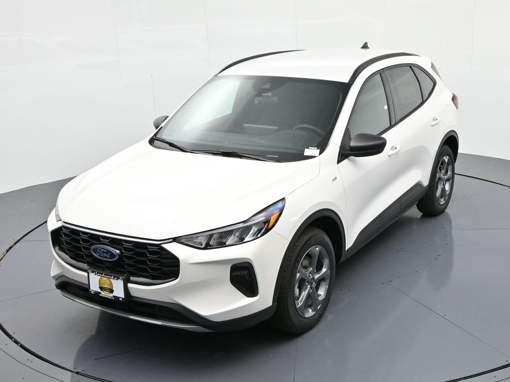 Ford Escape Vehicle Full-screen Gallery Image 19