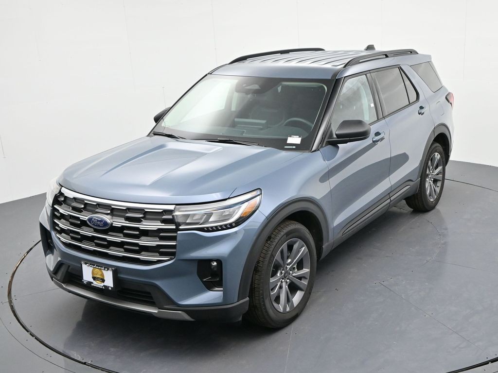Ford Explorer Vehicle Full-screen Gallery Image 19