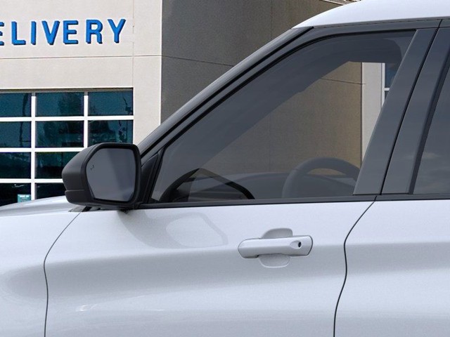 Ford Explorer Vehicle Full-screen Gallery Image 20