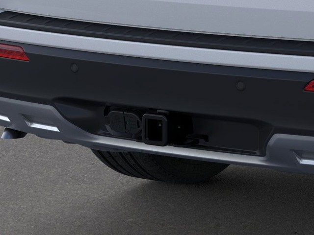 Ford Explorer Vehicle Full-screen Gallery Image 23