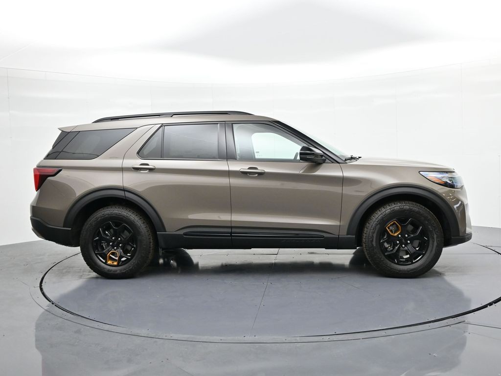 Ford Explorer Vehicle Full-screen Gallery Image 5