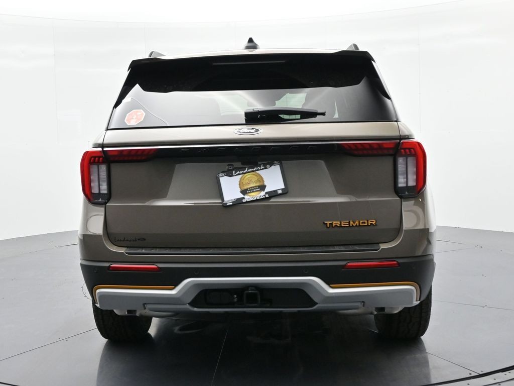 Ford Explorer Vehicle Full-screen Gallery Image 7