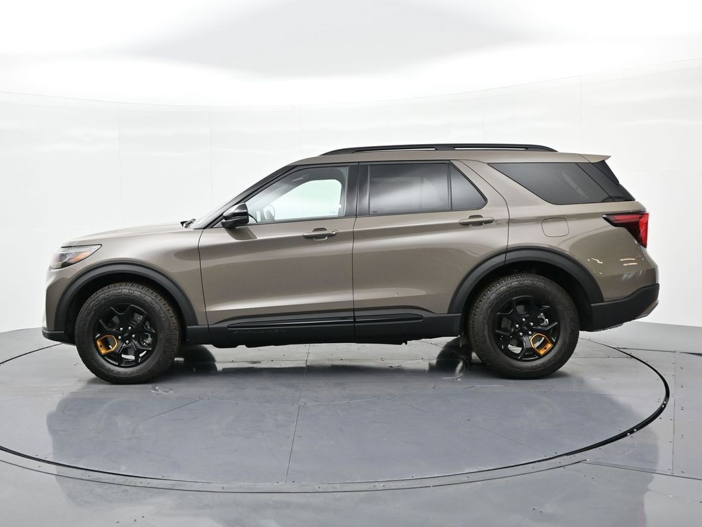 Ford Explorer Vehicle Full-screen Gallery Image 9