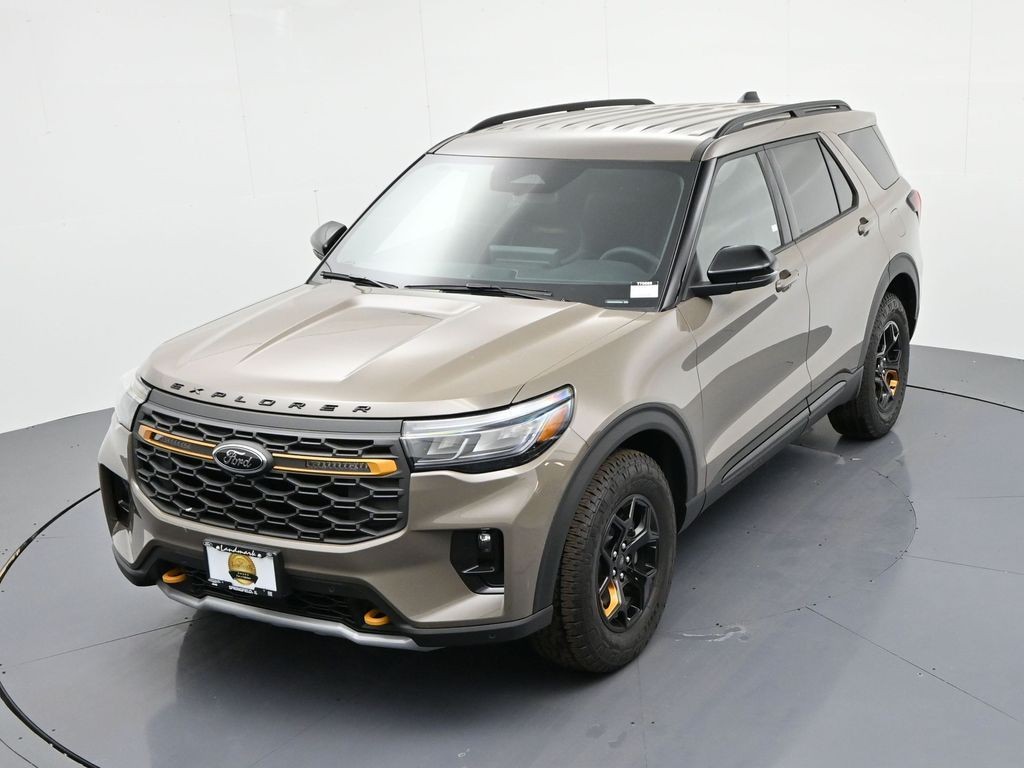 Ford Explorer Vehicle Full-screen Gallery Image 17