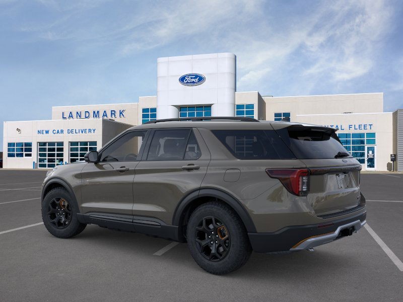 Ford Explorer Vehicle Full-screen Gallery Image 4