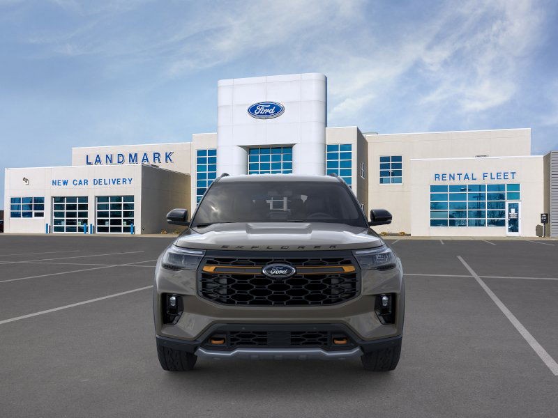 Ford Explorer Vehicle Full-screen Gallery Image 6