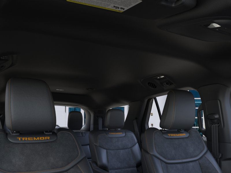 Ford Explorer Vehicle Full-screen Gallery Image 22