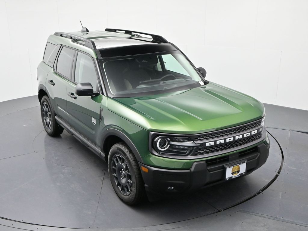 Ford Bronco Sport Vehicle Full-screen Gallery Image 19