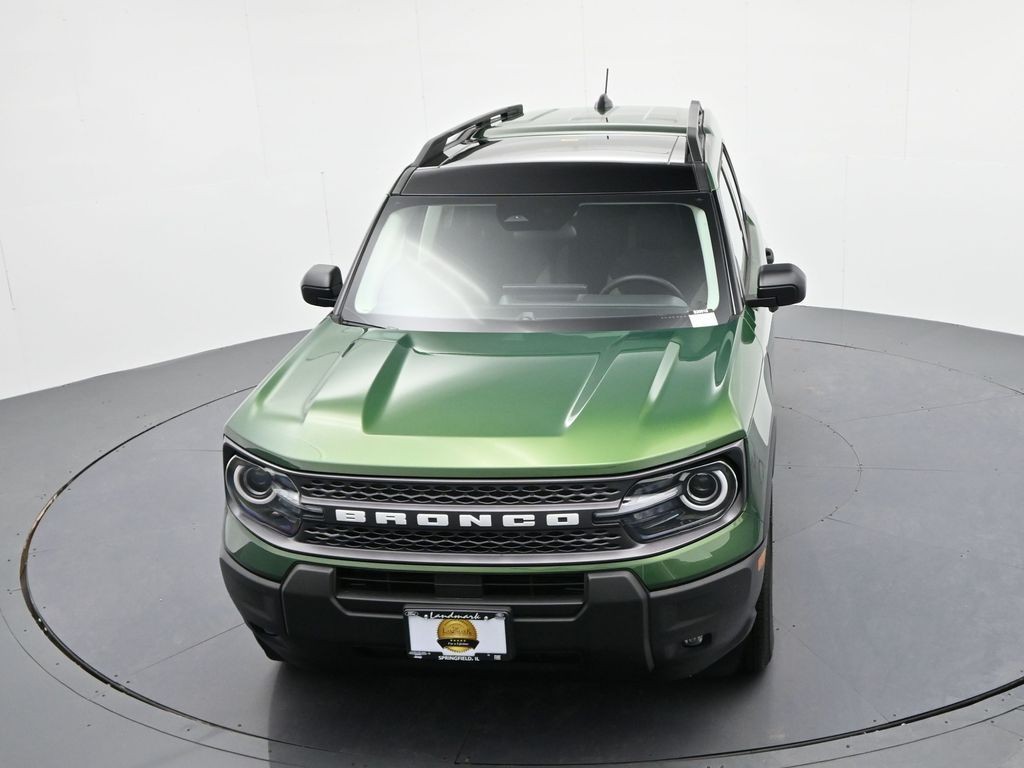 Ford Bronco Sport Vehicle Full-screen Gallery Image 20