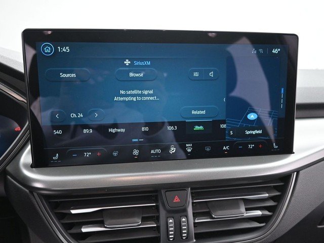 Ford Escape Vehicle Full-screen Gallery Image 10