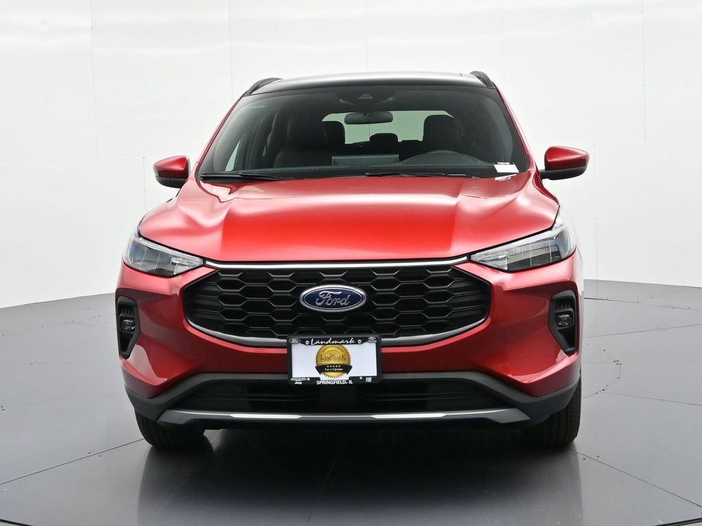 Ford Escape Hybrid Vehicle Full-screen Gallery Image 3