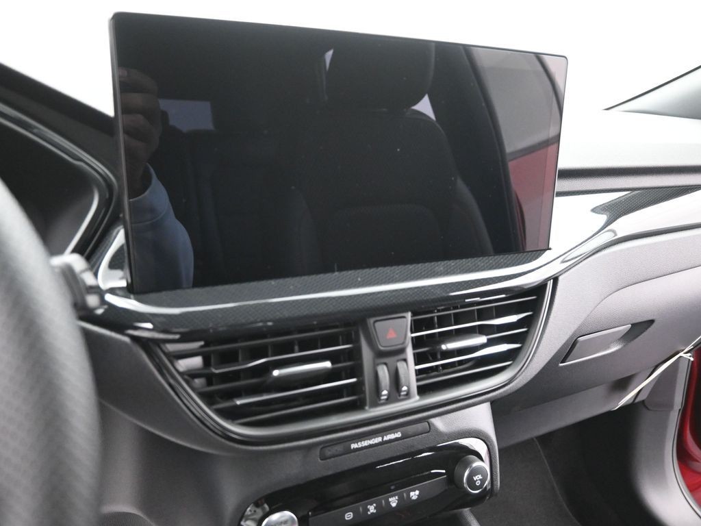 Ford Escape Hybrid Vehicle Full-screen Gallery Image 10