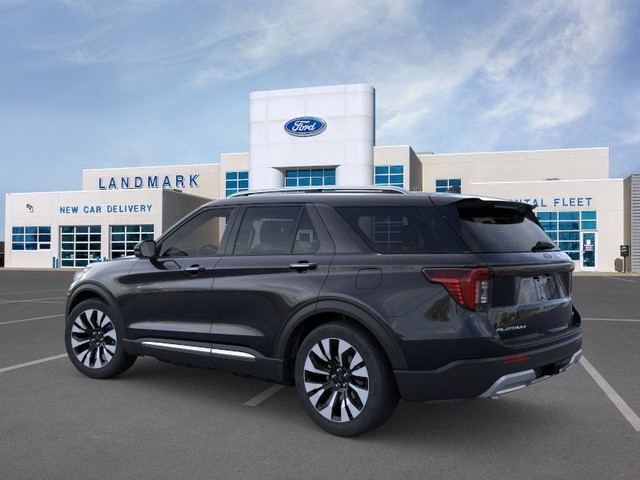 Ford Explorer Vehicle Full-screen Gallery Image 4