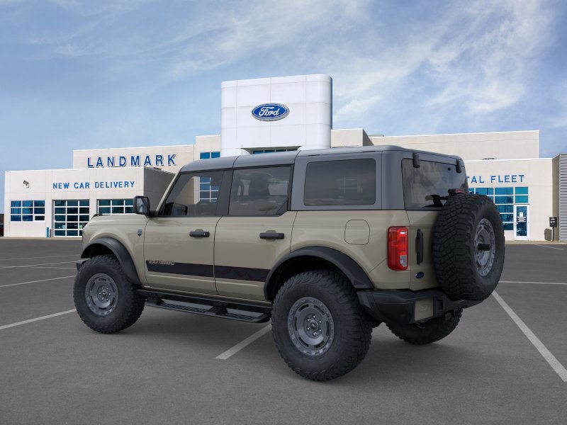 Ford Bronco Vehicle Full-screen Gallery Image 4