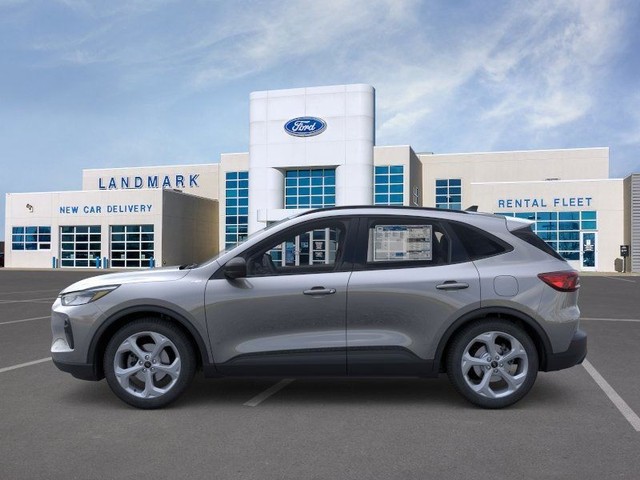 Ford Escape Vehicle Full-screen Gallery Image 3