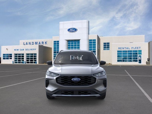 Ford Escape Vehicle Full-screen Gallery Image 6