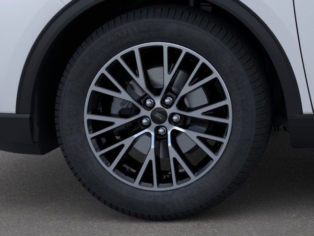 Ford Escape Plug-In Hybrid Vehicle Full-screen Gallery Image 19