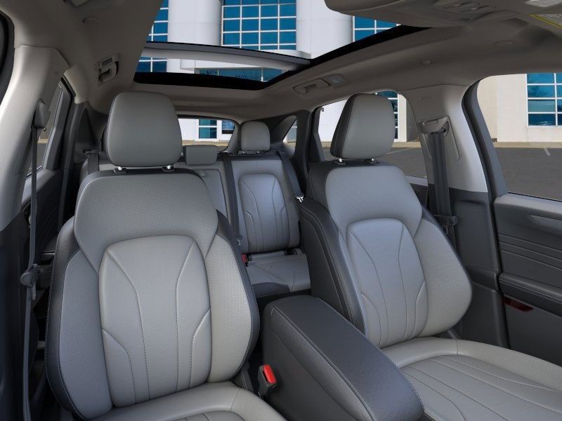 Ford Escape Plug-In Hybrid Vehicle Full-screen Gallery Image 10