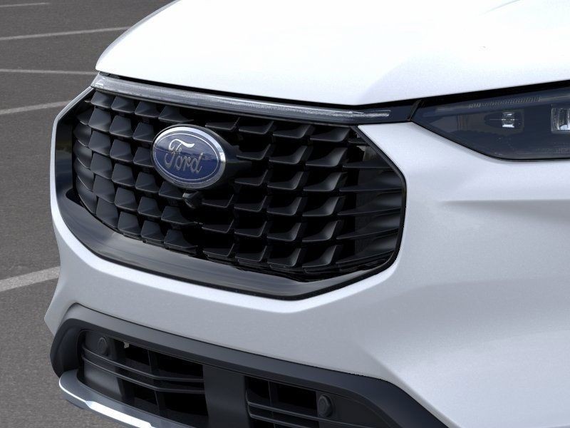 Ford Escape Plug-In Hybrid Vehicle Full-screen Gallery Image 17