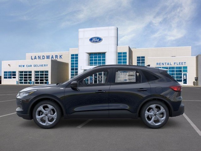 Ford Escape Vehicle Full-screen Gallery Image 3