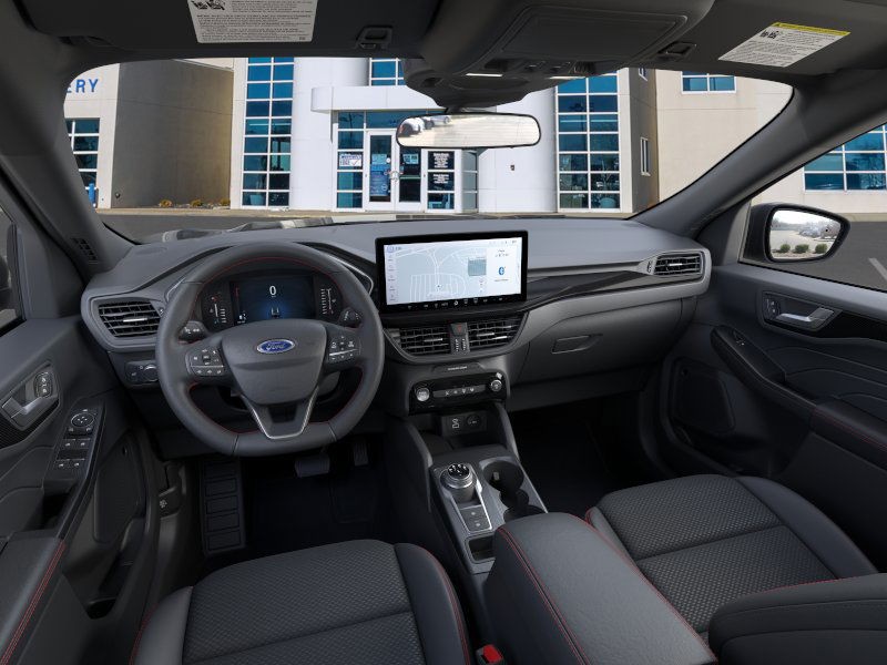Ford Escape Vehicle Full-screen Gallery Image 9