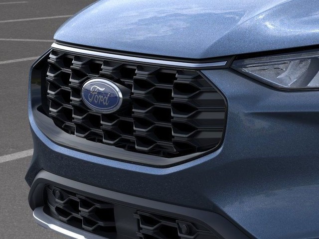 Ford Escape Hybrid Vehicle Full-screen Gallery Image 17
