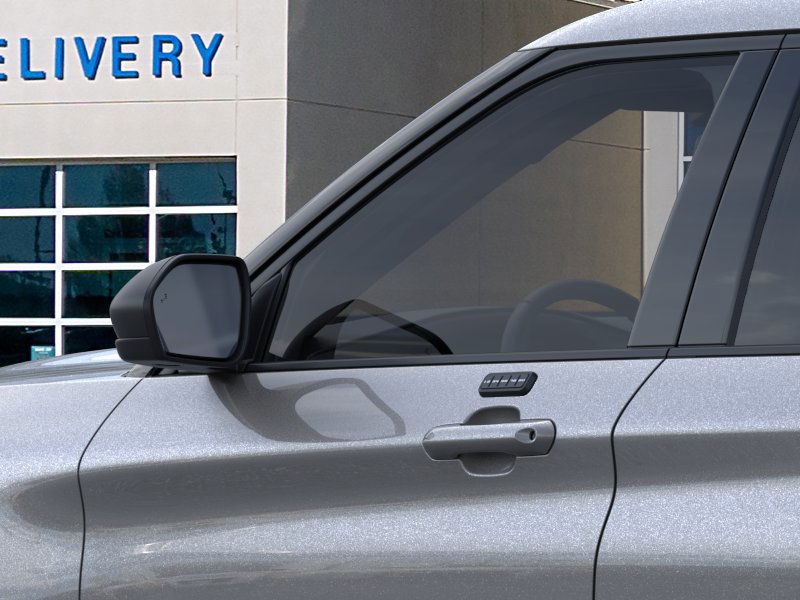 Ford Explorer Vehicle Full-screen Gallery Image 20