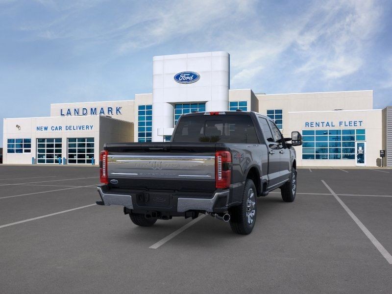 Ford F-350SD Vehicle Full-screen Gallery Image 8