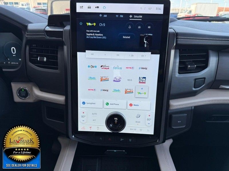 Ford Expedition Vehicle Full-screen Gallery Image 21