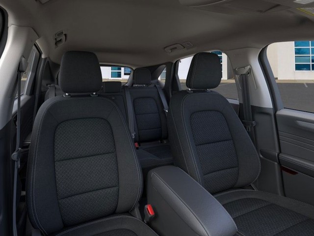 Ford Escape Vehicle Full-screen Gallery Image 10