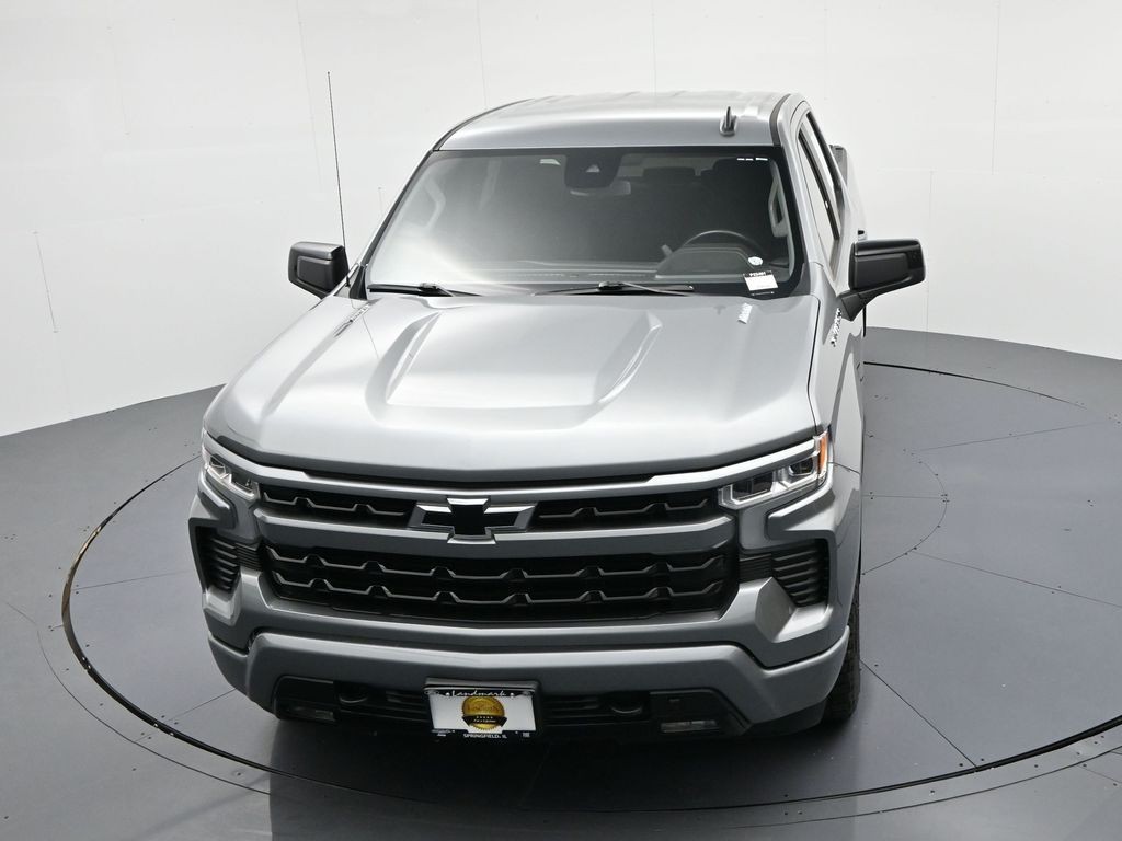 Chevrolet Silverado 1500 Vehicle Full-screen Gallery Image 17
