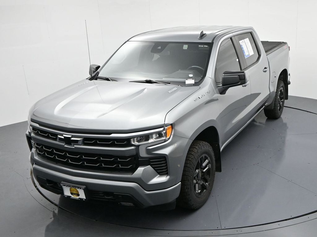 Chevrolet Silverado 1500 Vehicle Full-screen Gallery Image 18