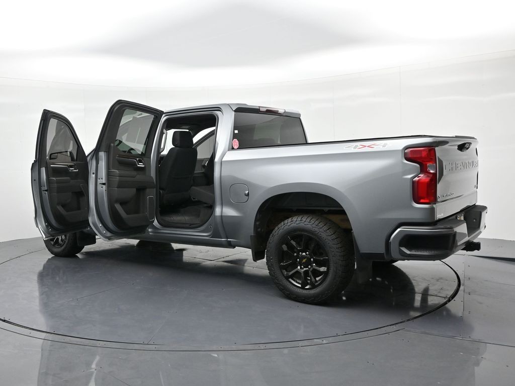 Chevrolet Silverado 1500 Vehicle Full-screen Gallery Image 25