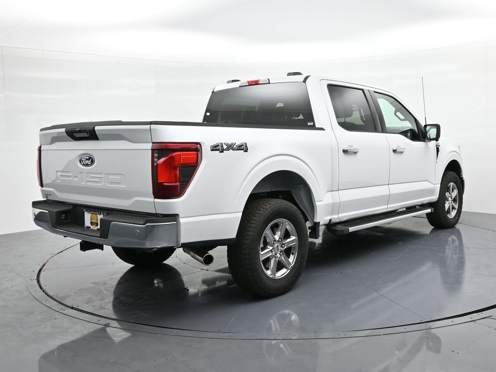 Ford F-150 Vehicle Full-screen Gallery Image 6