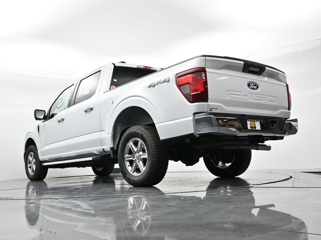 Ford F-150 Vehicle Full-screen Gallery Image 20