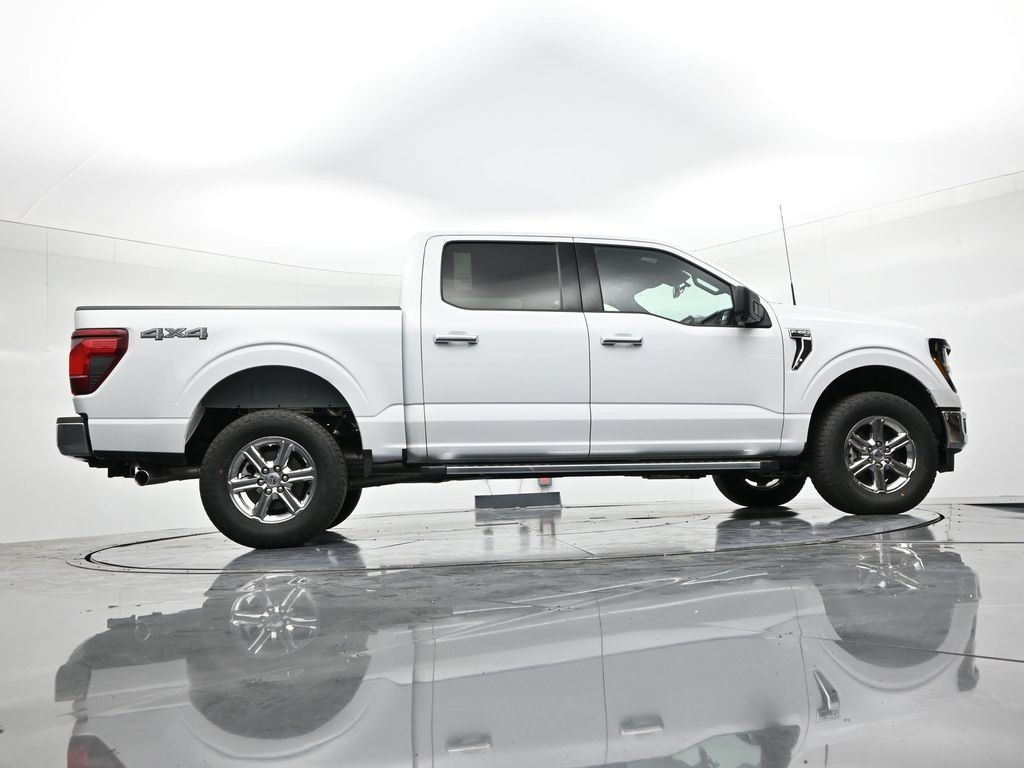 Ford F-150 Vehicle Full-screen Gallery Image 23
