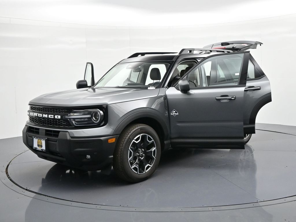 Ford Bronco Sport Vehicle Full-screen Gallery Image 27