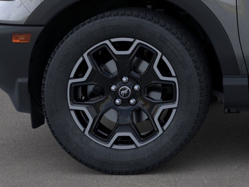 Ford Bronco Sport Vehicle Full-screen Gallery Image 19