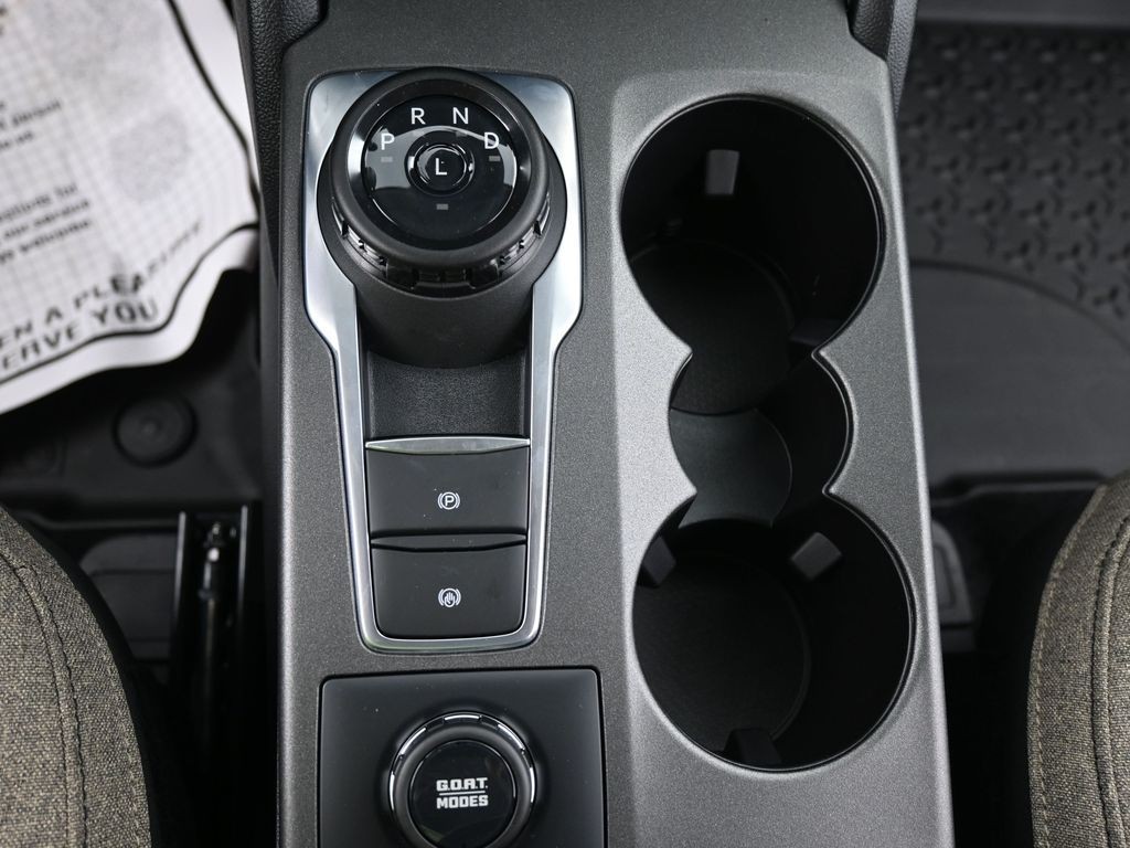 Ford Bronco Sport Vehicle Full-screen Gallery Image 12