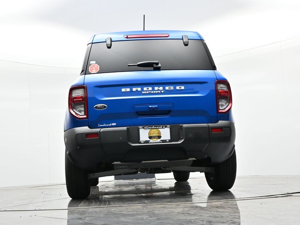 Ford Bronco Sport Vehicle Full-screen Gallery Image 22