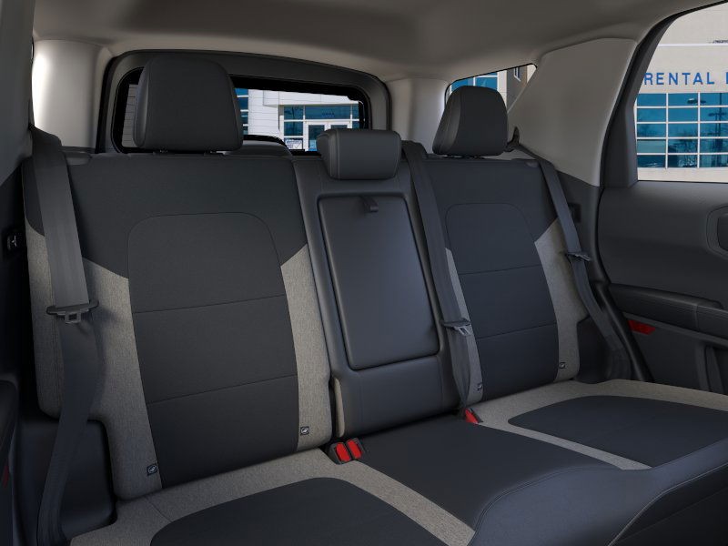 Ford Bronco Sport Vehicle Full-screen Gallery Image 11