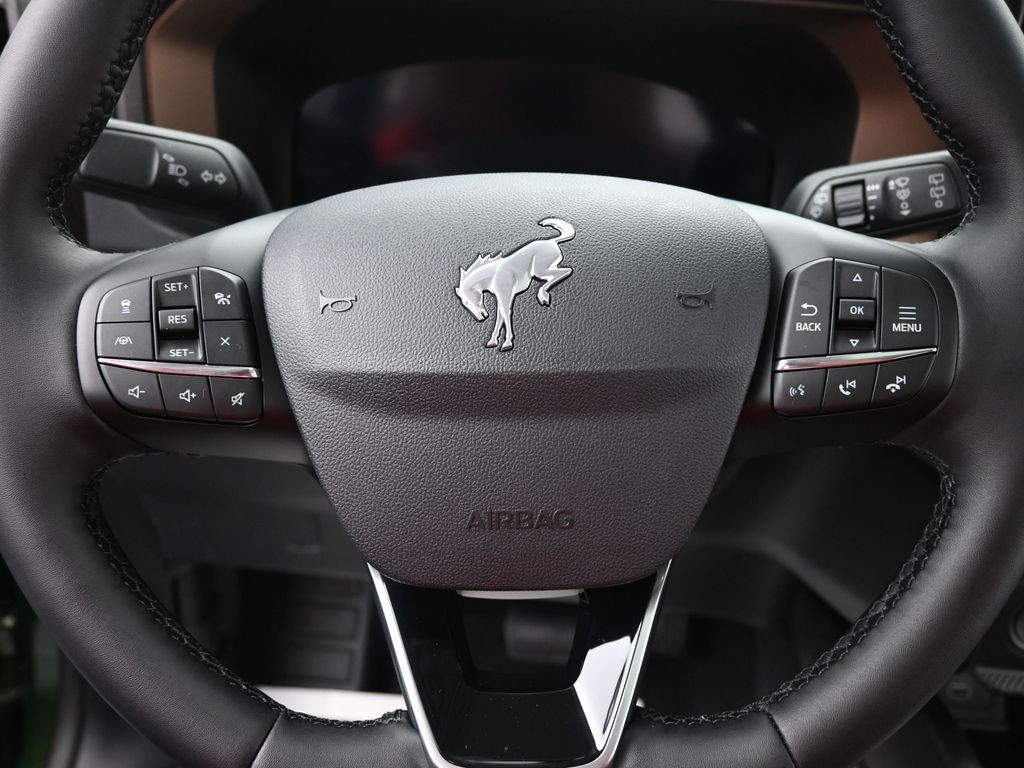 Ford Bronco Sport Vehicle Full-screen Gallery Image 13