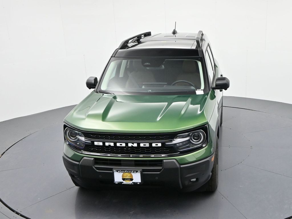 Ford Bronco Sport Vehicle Full-screen Gallery Image 19