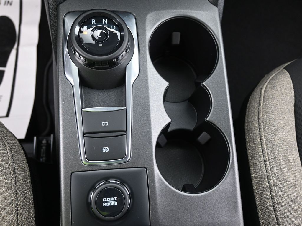 Ford Bronco Sport Vehicle Full-screen Gallery Image 12