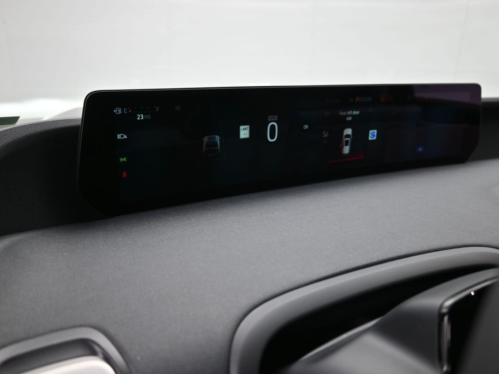 Ford Expedition Vehicle Full-screen Gallery Image 14